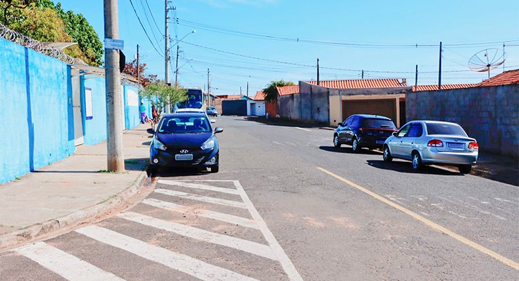 Trânsito promove mudanças no sentido de ruas do Bonsucesso
