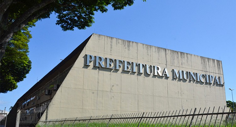 Repartições municipais fechadas neste final de semana