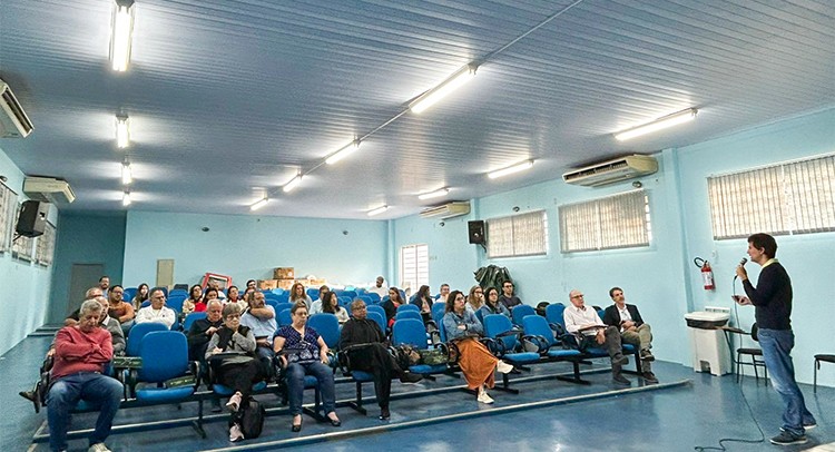 Saúde promove capacitação de equipes médicas e de enfermagem