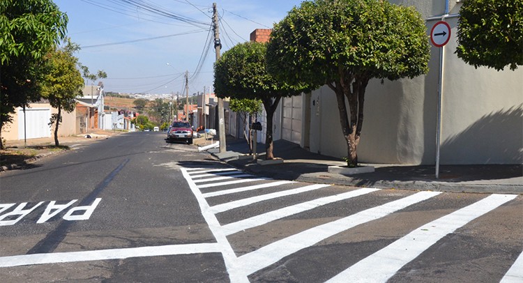 Rua Máximo Marsom, no Jardim Luiza 2, tem mudança no sentido