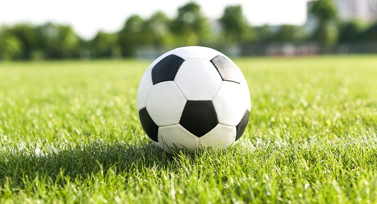 Campeonatos de Futebol Infantil e Veteranos têm 14 jogos neste sábado