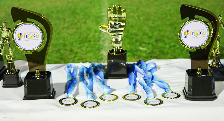 Futebol de base e Varzeano têm rodada neste final de semana