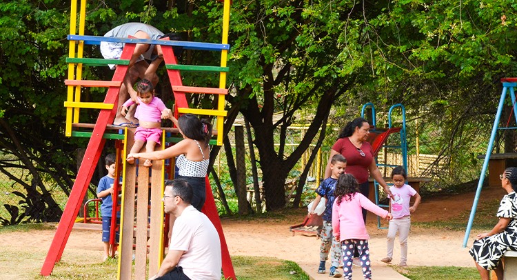 Parques municipais recebem atividades para as crianças