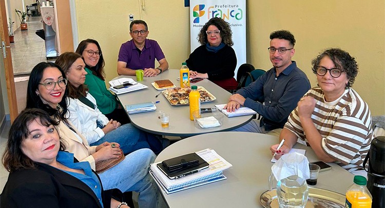 Secretaria Estadual de Desenvolvimento Social visita Franca para conhecer projetos