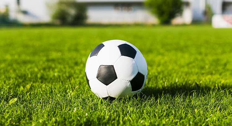 Futebol de base tem decisão no Champagnat