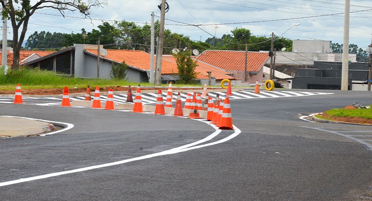 Prefeitura conclui obras de mobilidade urbana na rotatória do Zanetti
