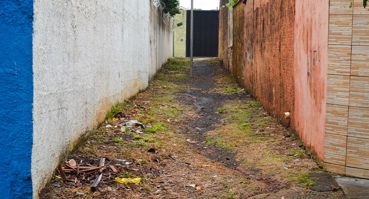 Prefeitura abre licitação para pavimentação de ruas  e construção de 'Calçada Segura'