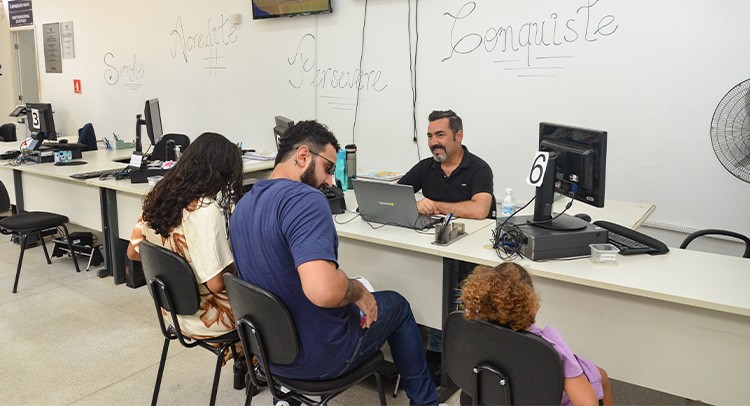 Empregabilidade inicia semana com 148 vagas disponíveis
