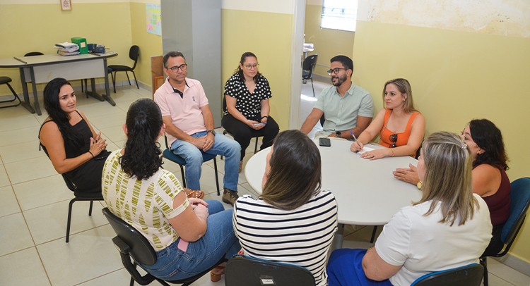 Ação Social recebe visita de Lençóis Paulista para conhecer projetos