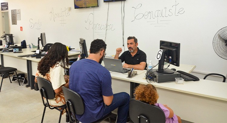 ‘Emprega Franca’ oferece 176 oportunidades em diversas áreas