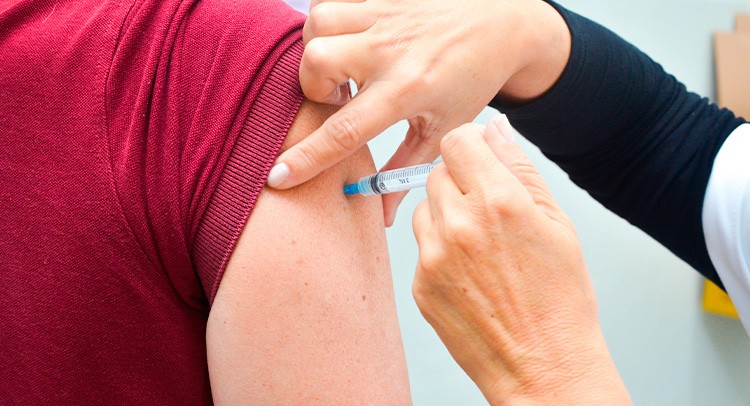Vacinação contra Influenza acontece no Poli neste sábado