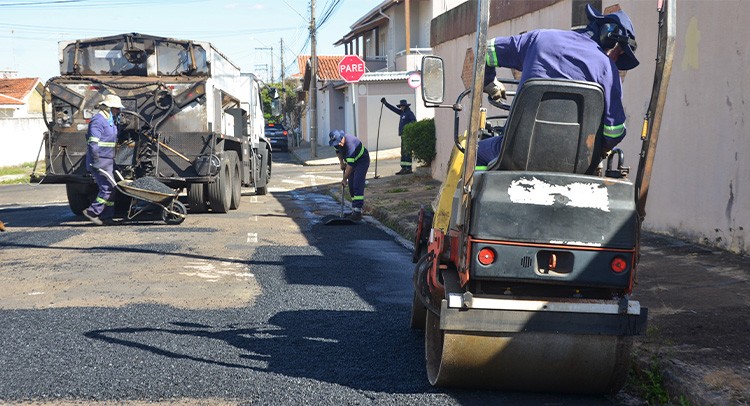 Prefeitura realiza 3.090 serviços de tapa-buracos em menos de sete meses
