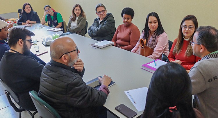 Equipe de Varginha visita Franca para conhecer projetos sociais