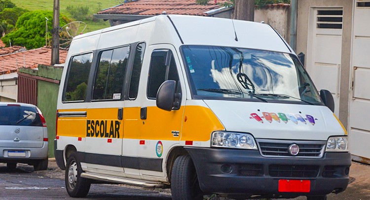 Guarda Civil, Detran e PM intensificam fiscalização de transporte escolar