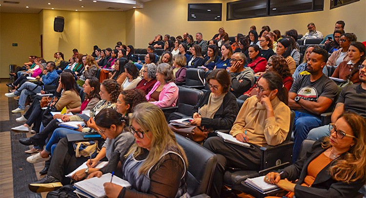 Formação da Educação fortalece rede de proteção de crianças e adolescentes