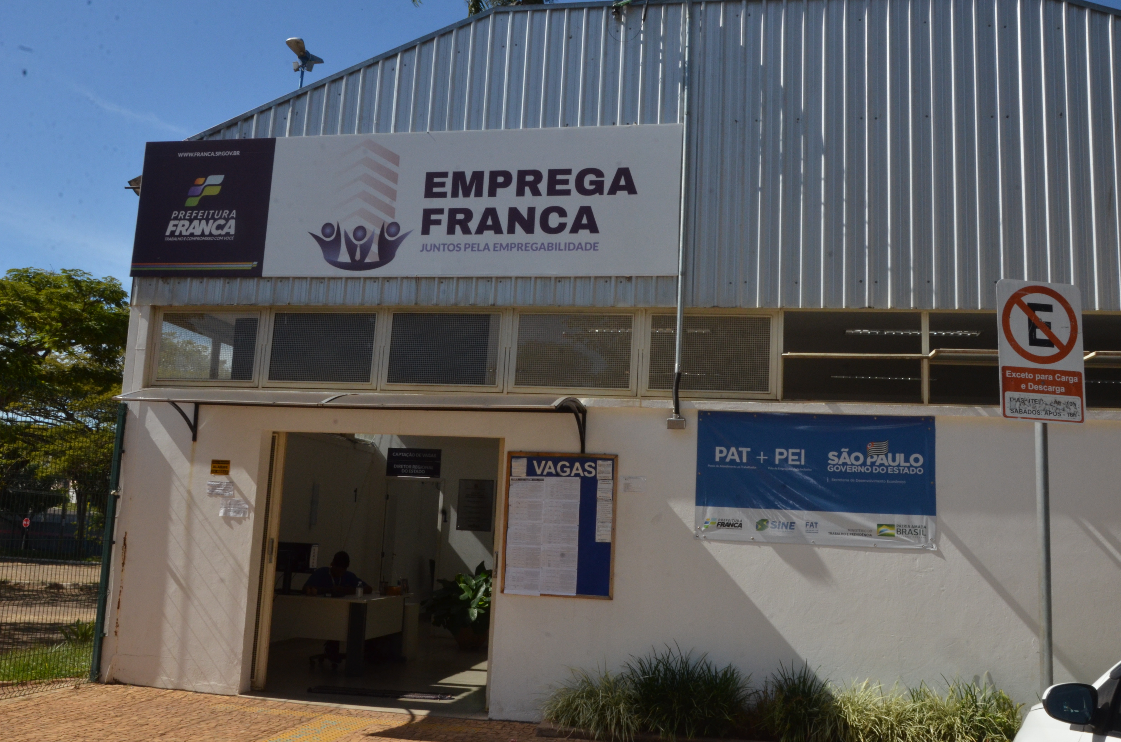 Emprega Franca e PAT disponibilizam quase 320 oportunidades