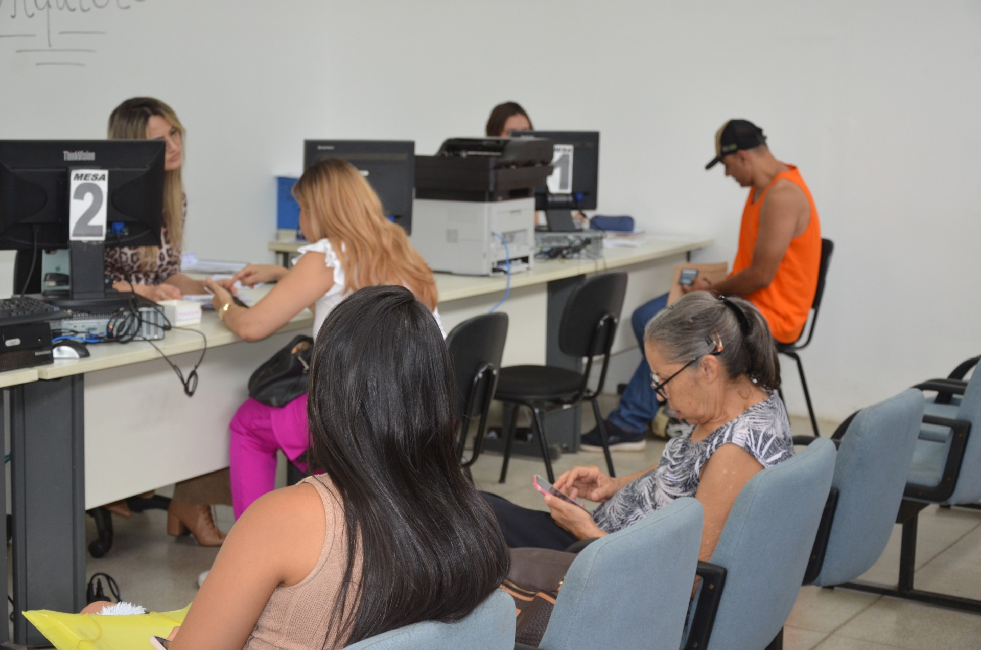 Secretaria de Desenvolvimento disponibiliza 299 vagas de emprego
