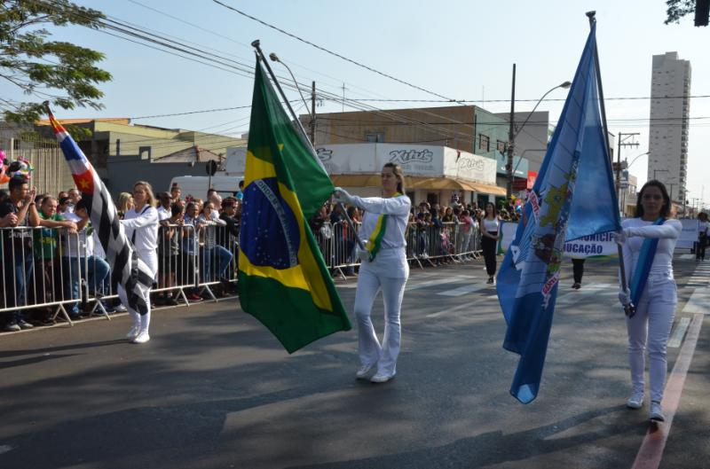 Educação inicia preparativos para Semana da Pátria