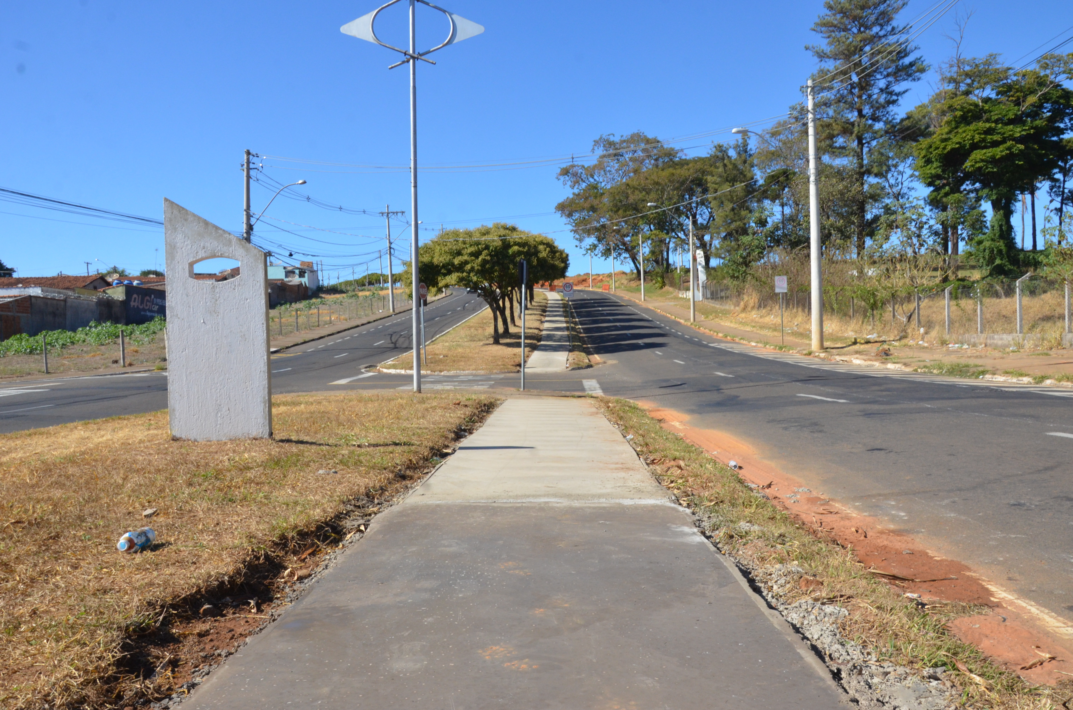 Leporace e Luíza terão mais de 1,6 quilômetros de Calçada Segura