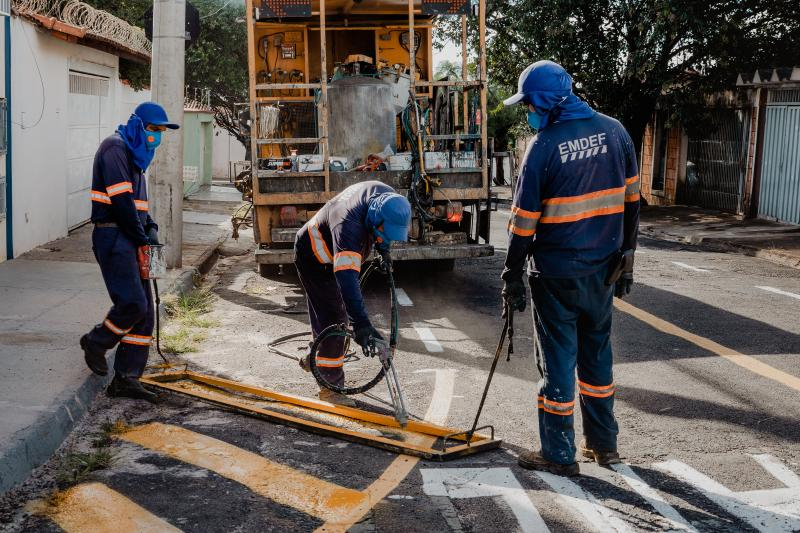 Prefeitura já fez a revitalização na sinalização de quase 60 bairros