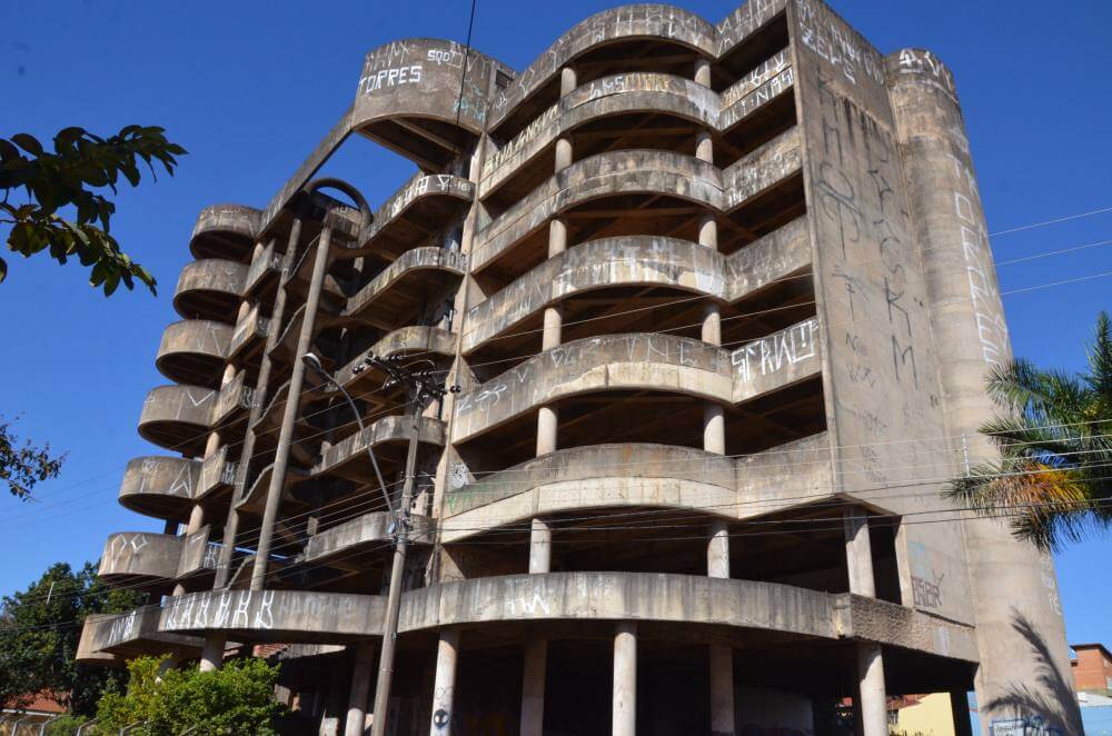 Infraestrutura autoriza laudo técnico no Prédio do Esqueleto