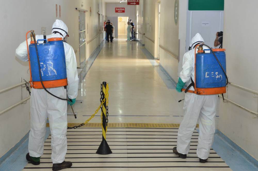 Prevenção: Prefeitura higieniza ambientes com circulação de pessoas