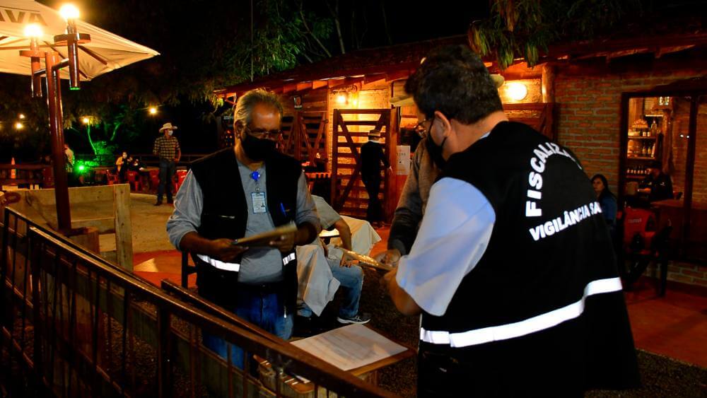 Autuações, interdições e notificações marcam ações da Patrulha Covid