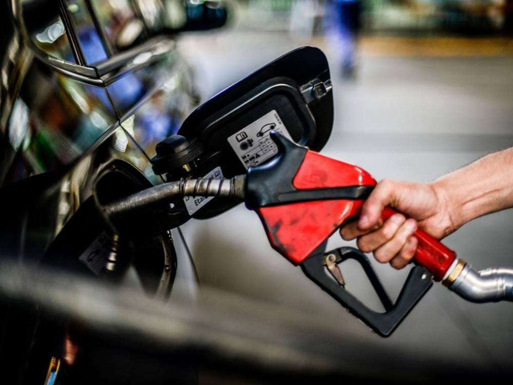 Procon registra diferença de R$ 0,52 no preço da gasolina em postos da cidade