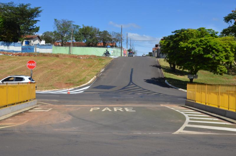 Mudança de trânsito em rua da Vila Izabel