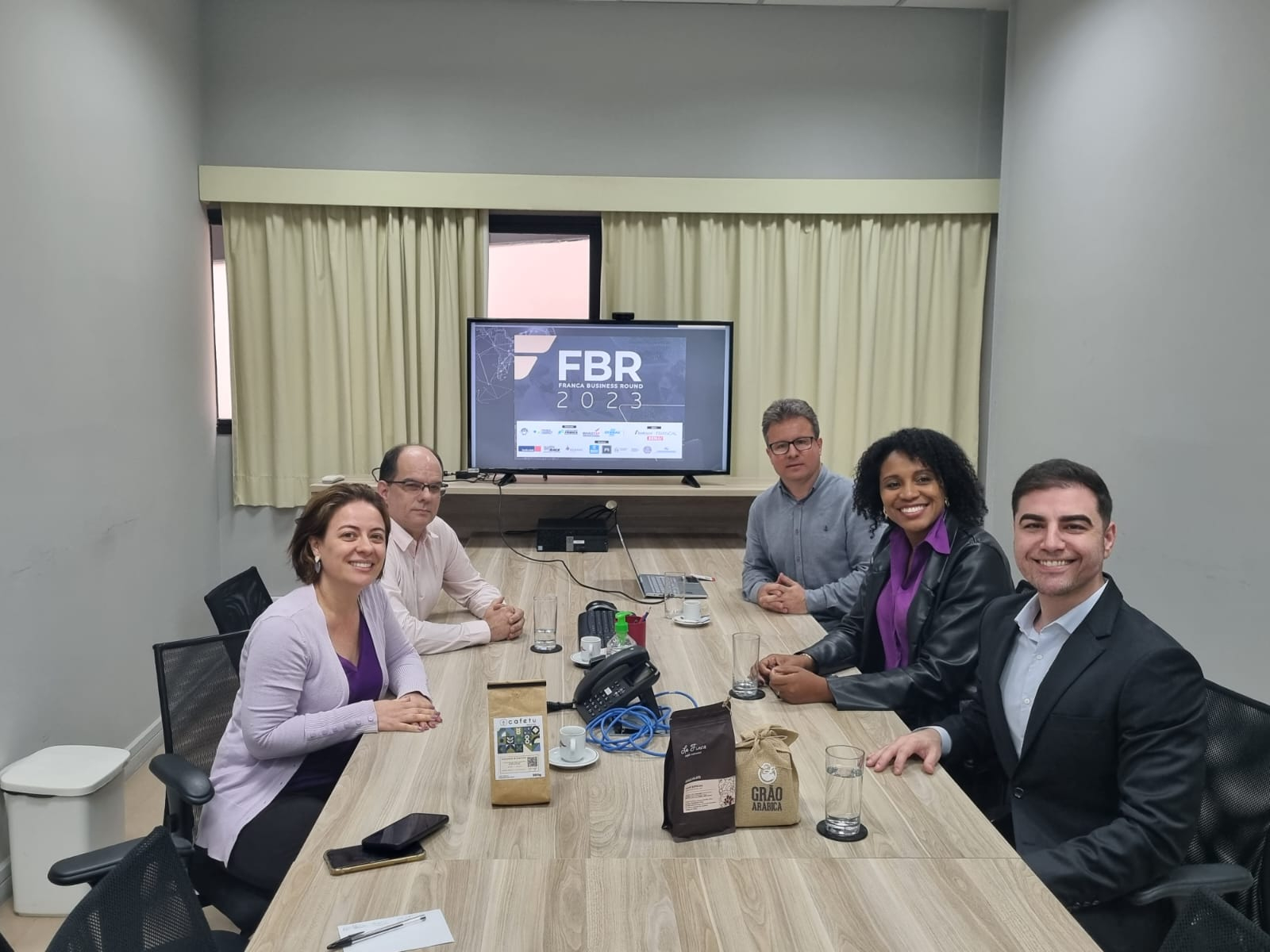 Desenvolvimento se reúne com Acif, InvestSP e Sebrae-SP para próxima FBR