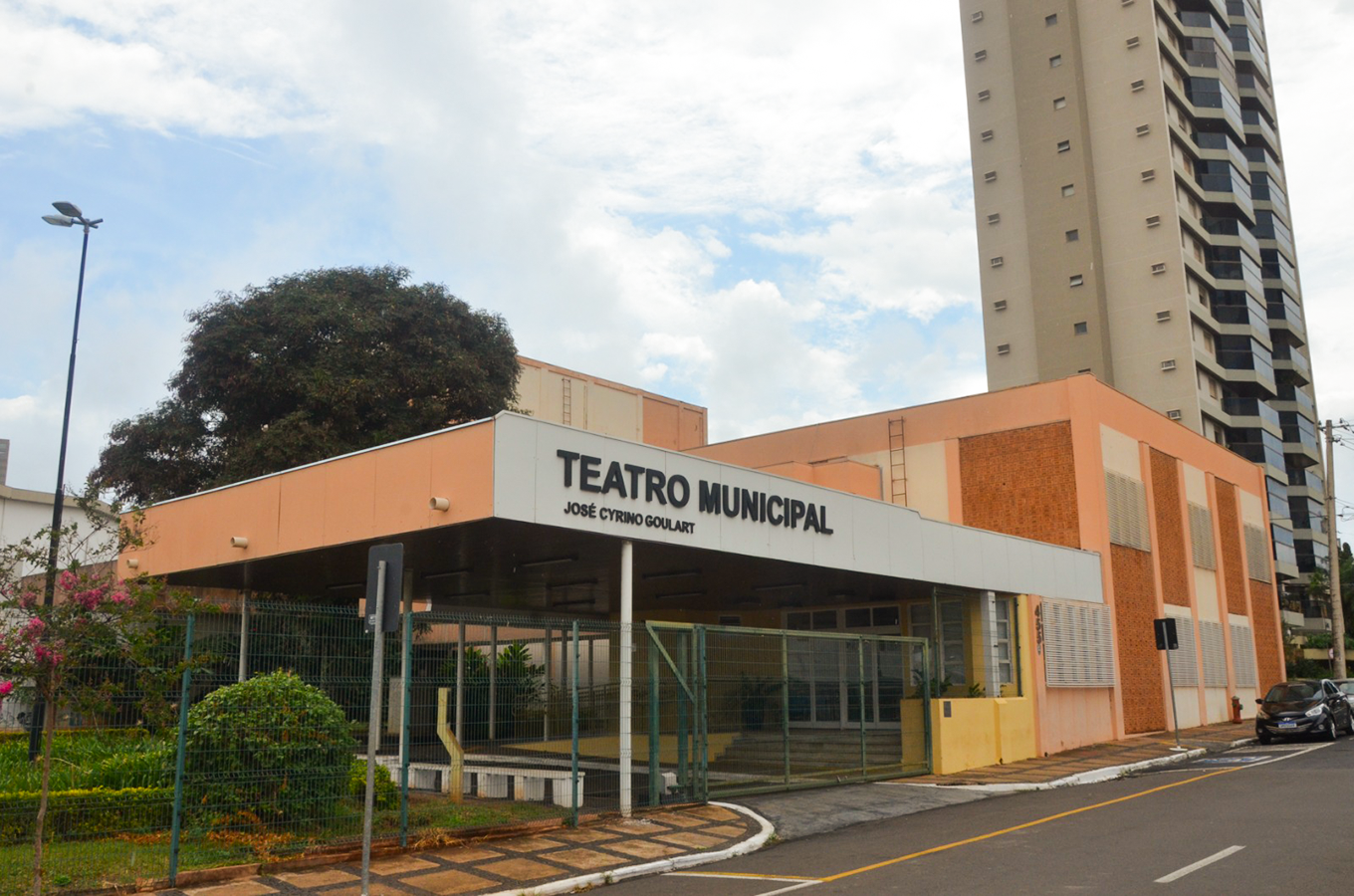 Confira o cronograma de apresentações do Águas de Março e Salão de Belas Artes
