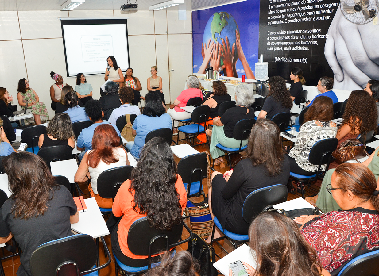 Empossadas as novas conselheiras do Conselho da Condição Feminina