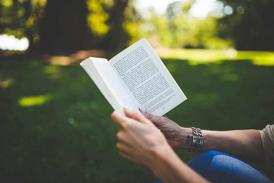 Alunos do EJA lançam o XI Livro de Poemas