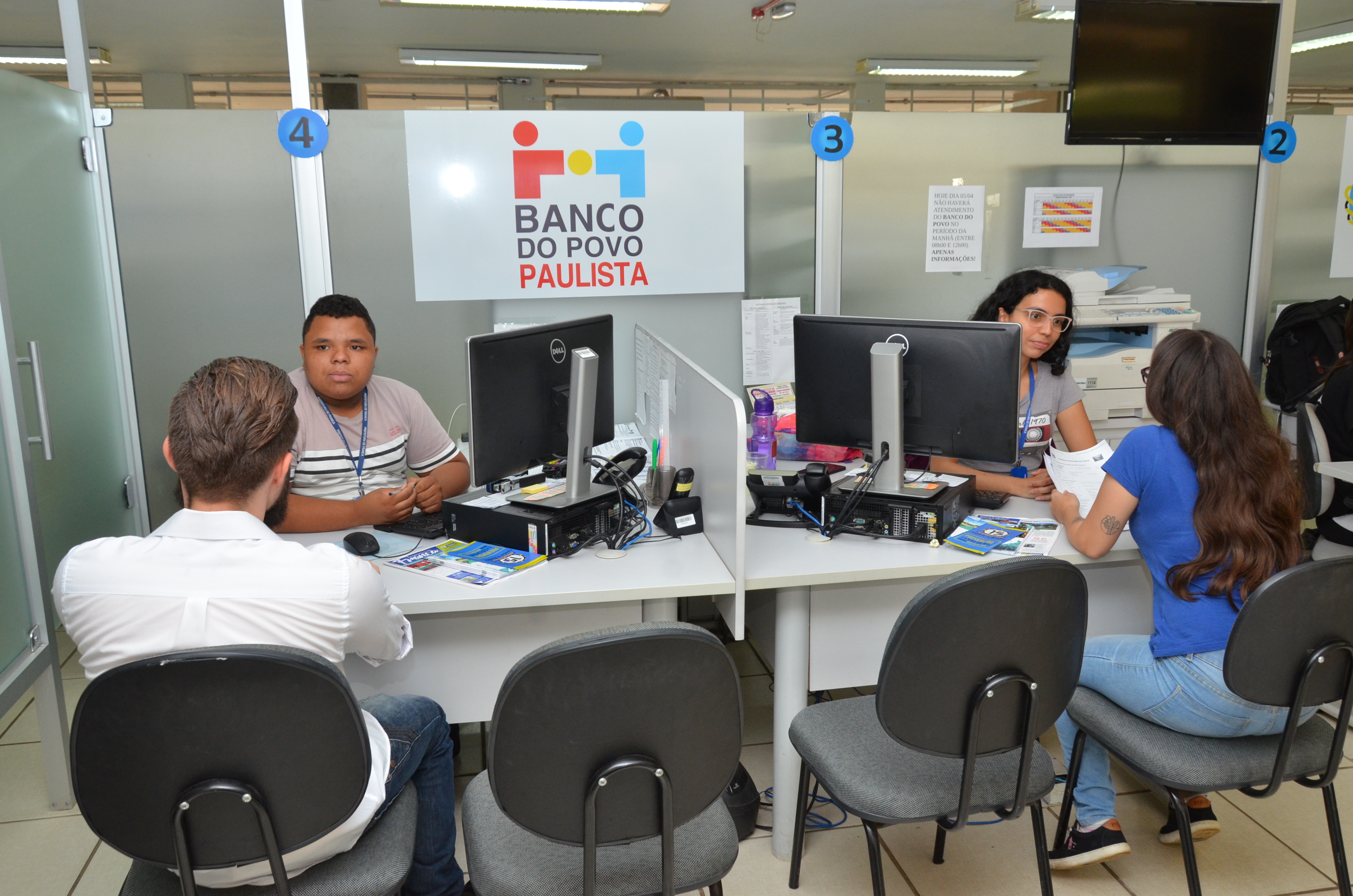 Banco do Povo aumenta linha de crédito para mototaxistas e motofretistas