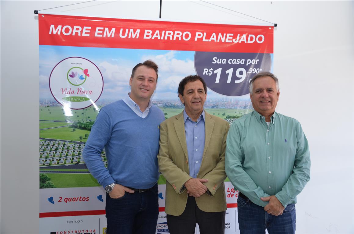 Prefeitura prestigia lançamento de empreendimento imobiliário