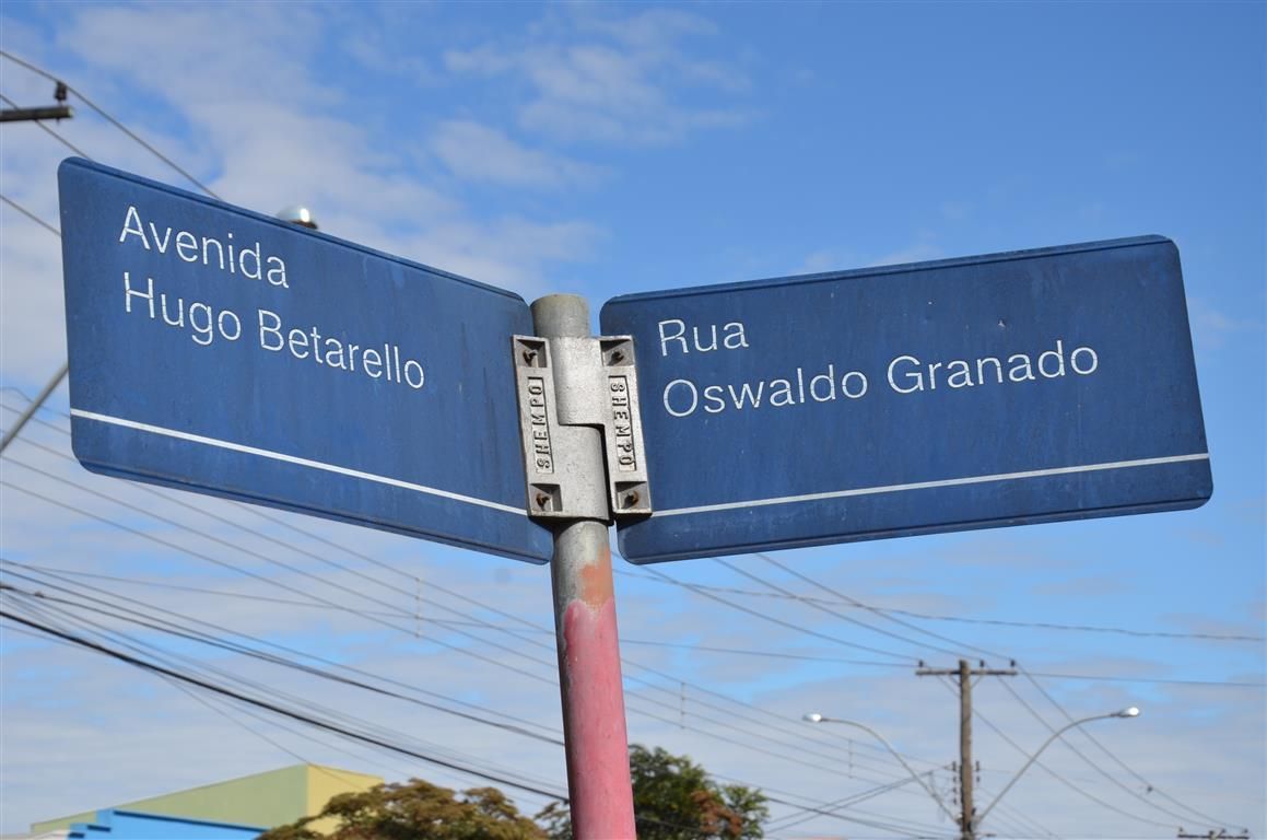 Prefeitura realiza nova licitação para placas de ruas