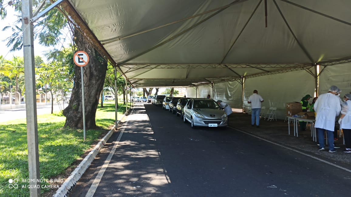 Prefeitura confirma Drive Thru da vacinação contra gripe e postos nas escolas para quarta-feira
