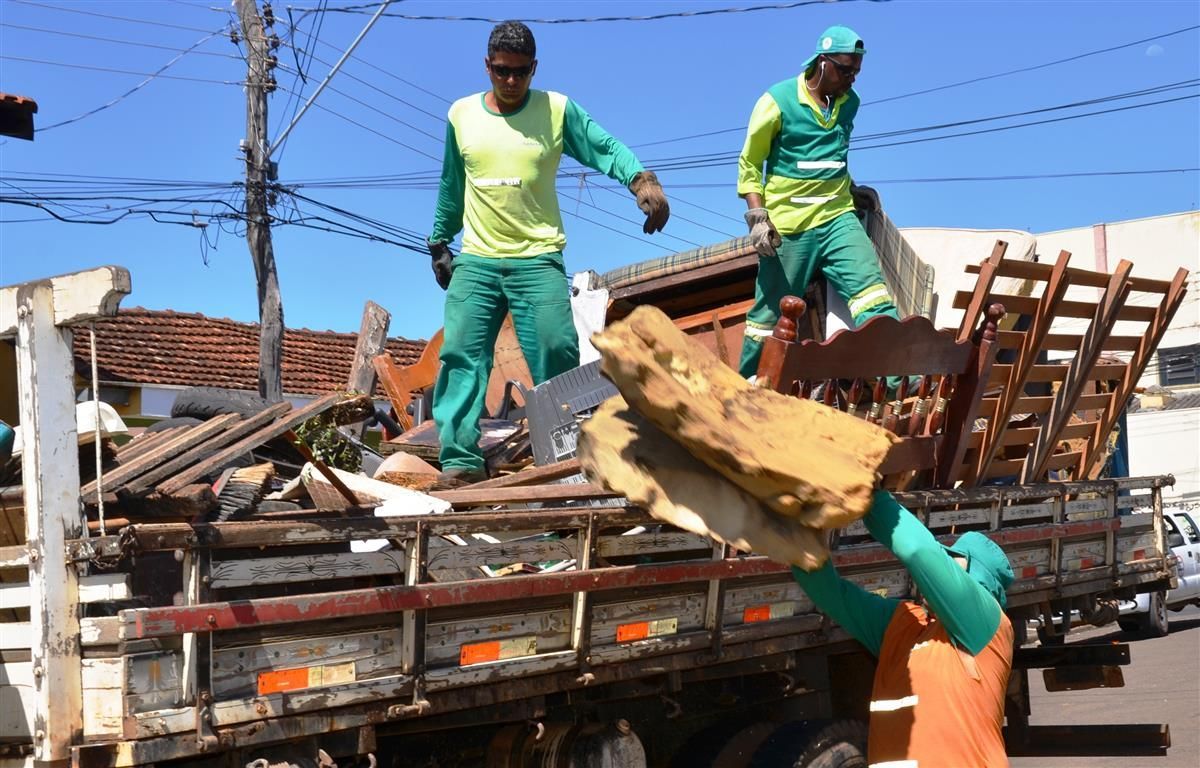 Arrastão recolhe 14,2 toneladas de resíduos na região sul da cidade
